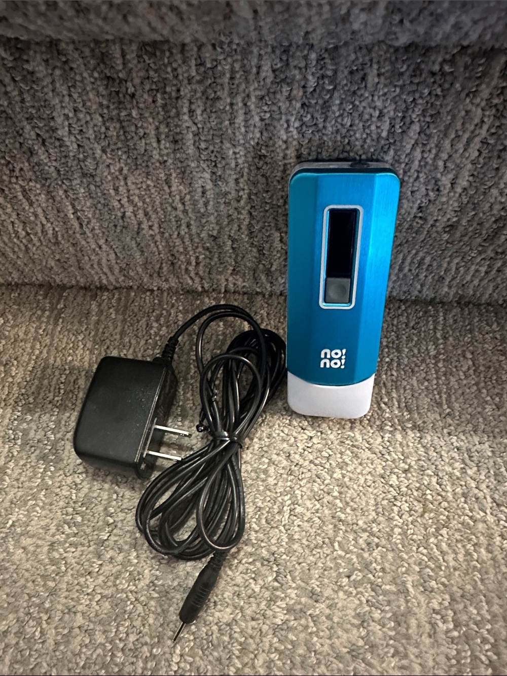 no!no! PRO hair removal device